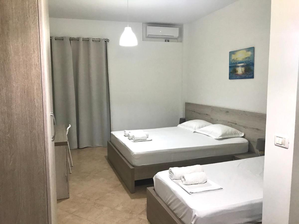 Vila Gjoni Sarandë Esterno foto
