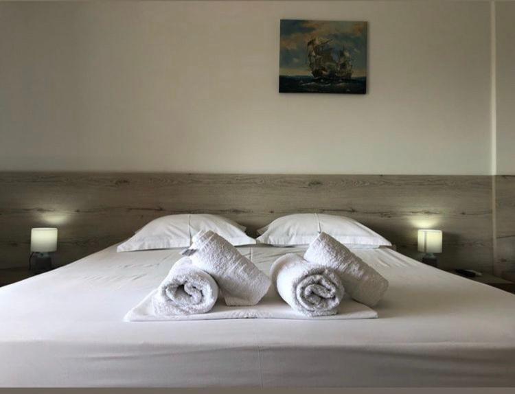 Vila Gjoni Sarandë Esterno foto