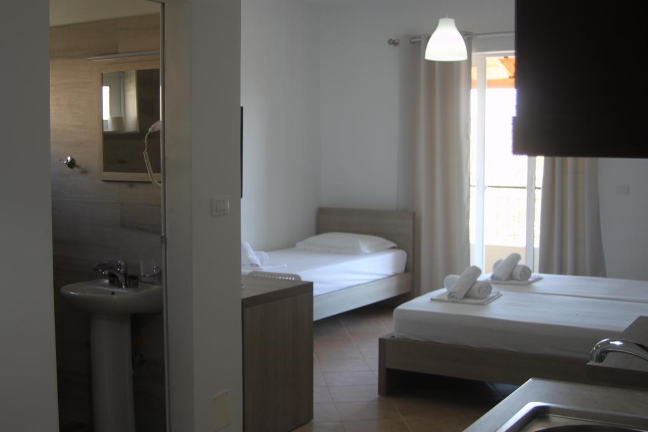 Vila Gjoni Sarandë Esterno foto